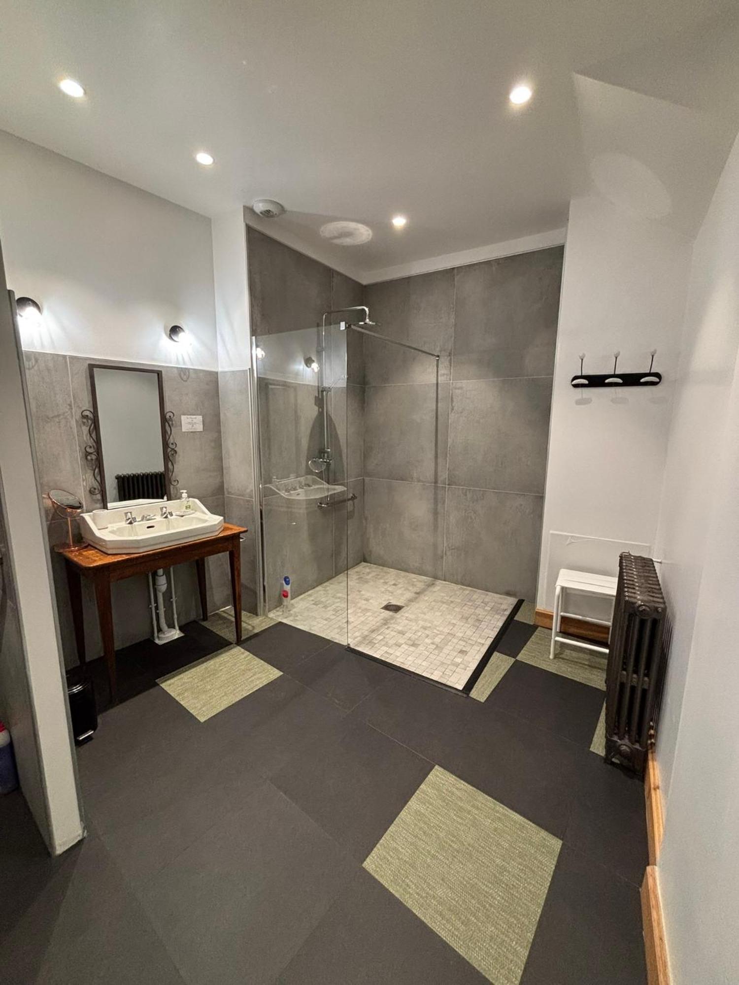 La Charuel Villa Épernay Kamer foto