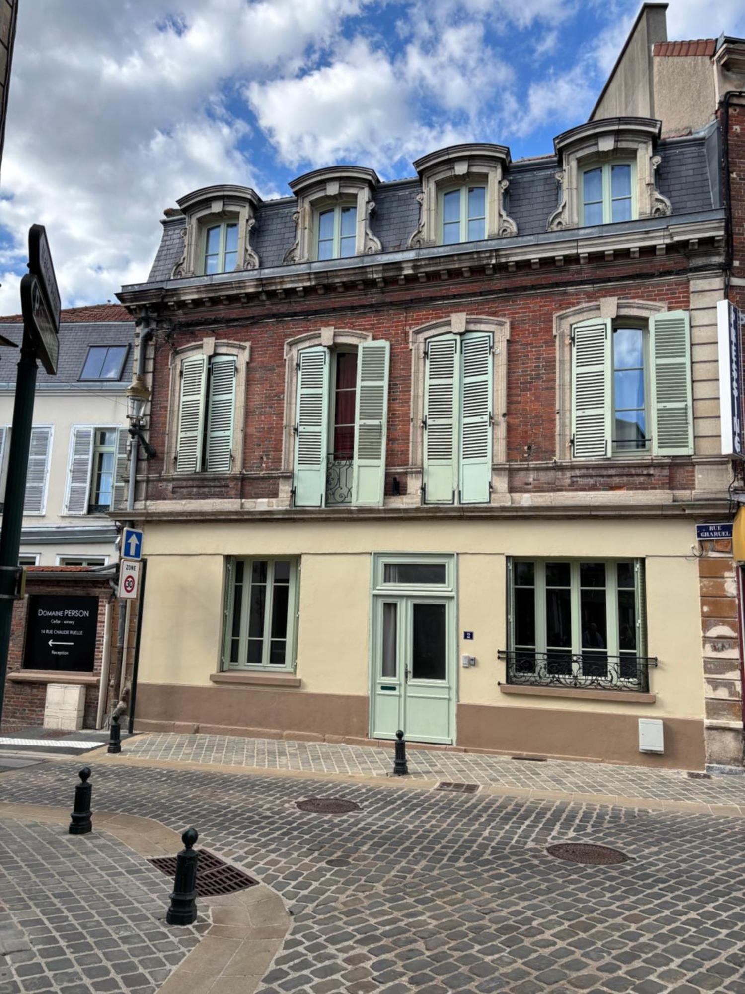 La Charuel Villa Épernay Kamer foto